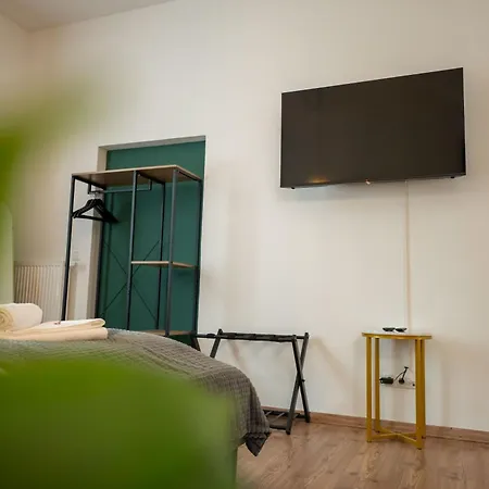 T21 - Apartment Direkt Im Zentrum Mit Parkplatz Chemnitz Buitenkant foto